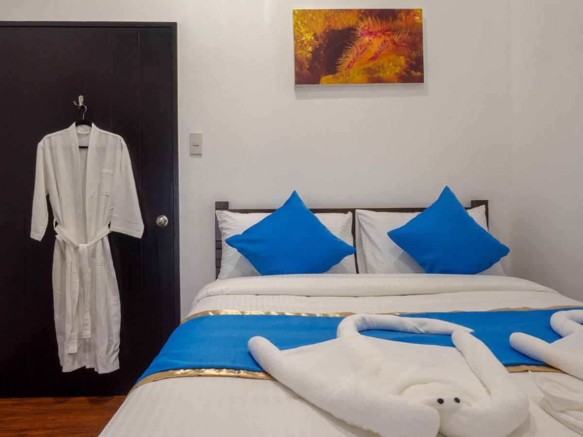 บลู ริบบิ้น ไดฟ์ รีสอร์ต Hotel มาบีนี ภายนอก รูปภาพ
