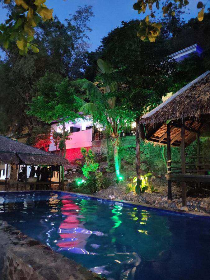 บลู ริบบิ้น ไดฟ์ รีสอร์ต Hotel มาบีนี ภายนอก รูปภาพ